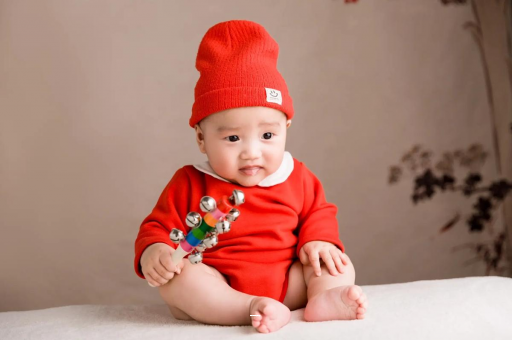 曲靖宝宝被蜜蜂蛰了怎么办 曲靖宝宝被蜜蜂蛰了怎么办